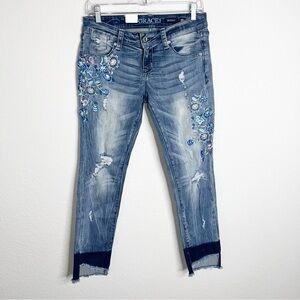 Grace in LA Jeans Women Size 28 Skinny Floral Embroidered Step Raw Hem D